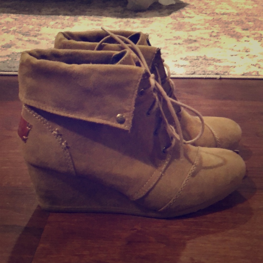 Adorable booties!